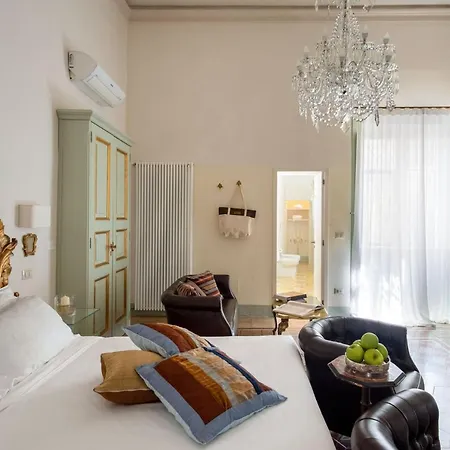 Palazzo Guido Nocleg ze śniadaniem 3*